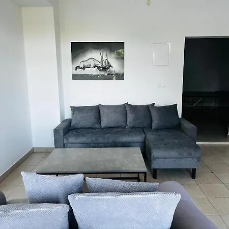 Family-friendly With Swimming Pool Plano, - 24056