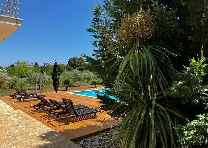 Family-friendly With Swimming Pool Plano, - 24056 Lägenhet