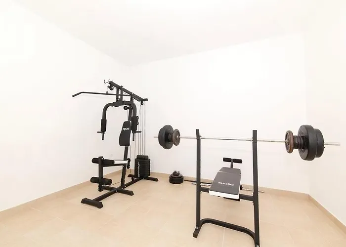 Family-friendly With Swimming Pool Plano, - 24056 *